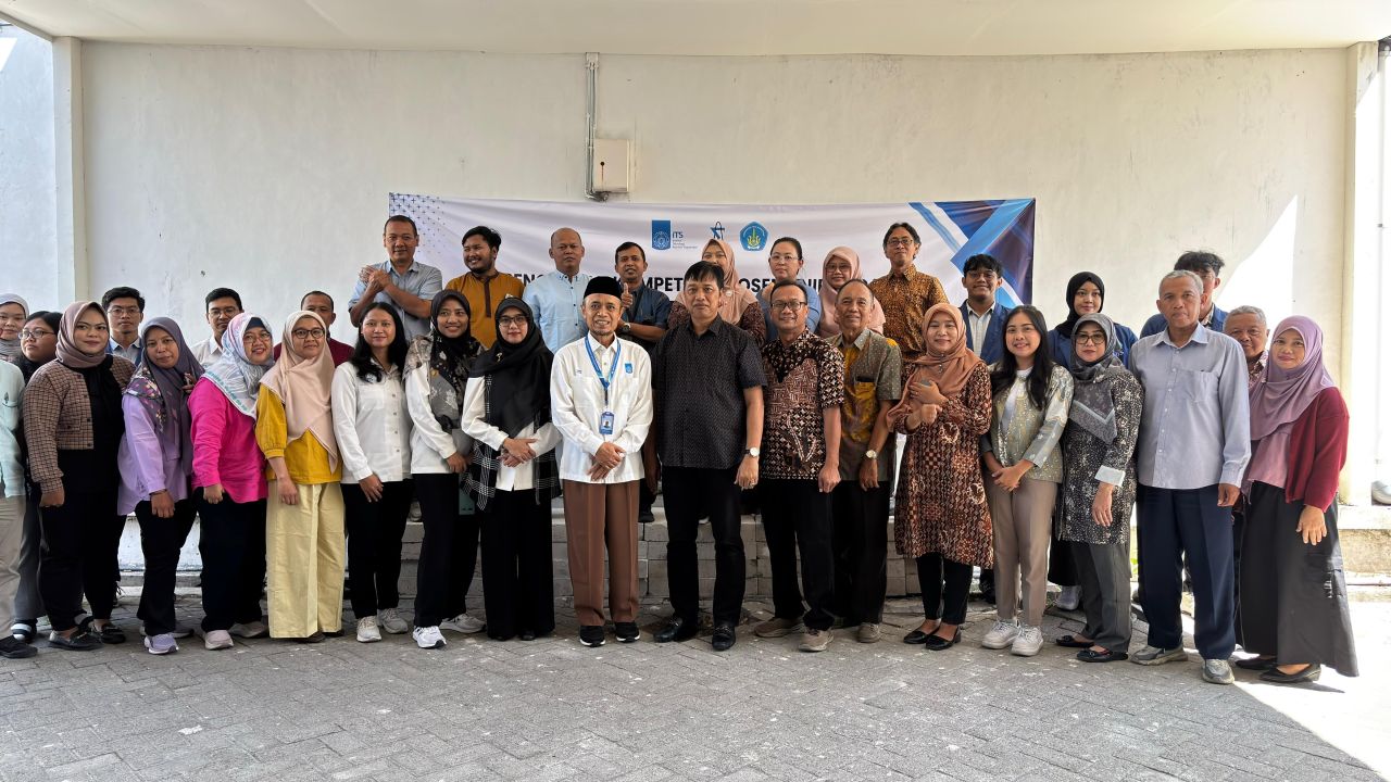 FMKSD ITS Gelar Pelatihan Tata Kelola Data bagi Dosen Universitas WR Supratman