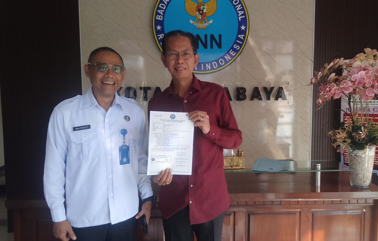 Adi Sutarwijono ketua DPRD Surabaya bersama Kepala BNN Kota Surabaya, Kombes Pol. Heru Prasetyo