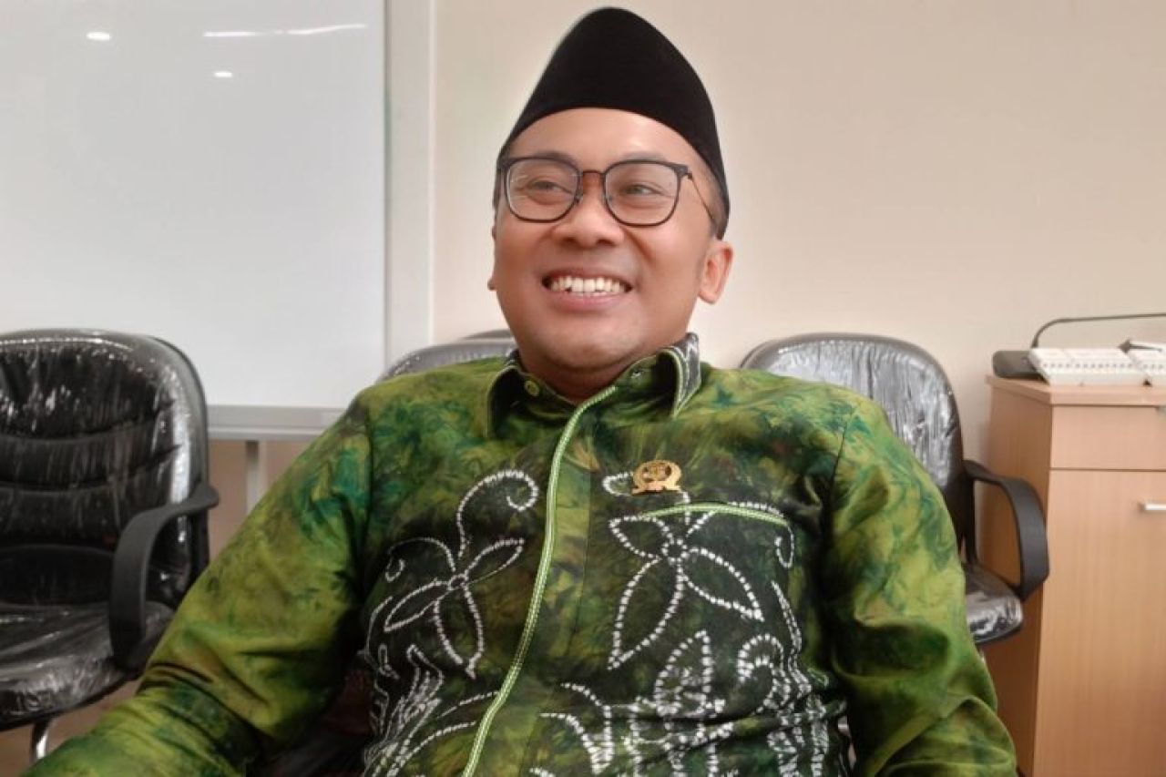 DPRD Surabaya Desak Pemkot Serius Tertibkan Parkir Liar dan Maksimalkan PAD