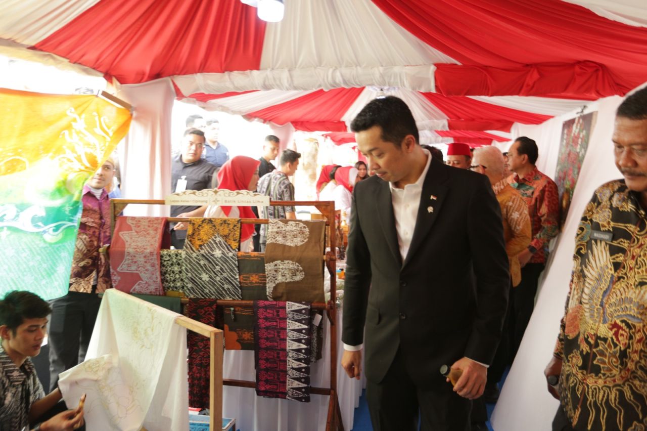 Wamenpora Taufik Hidayat