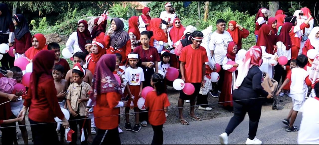 HUT RI ke-80: Warga RT 04 Babakanturi gelar jalan santai