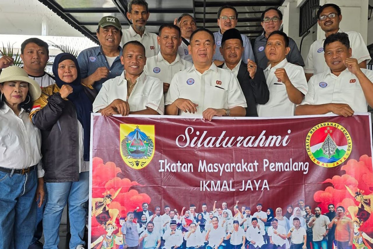Ikmal Jaya silaturahmi dengan komunitas warga Pemalang