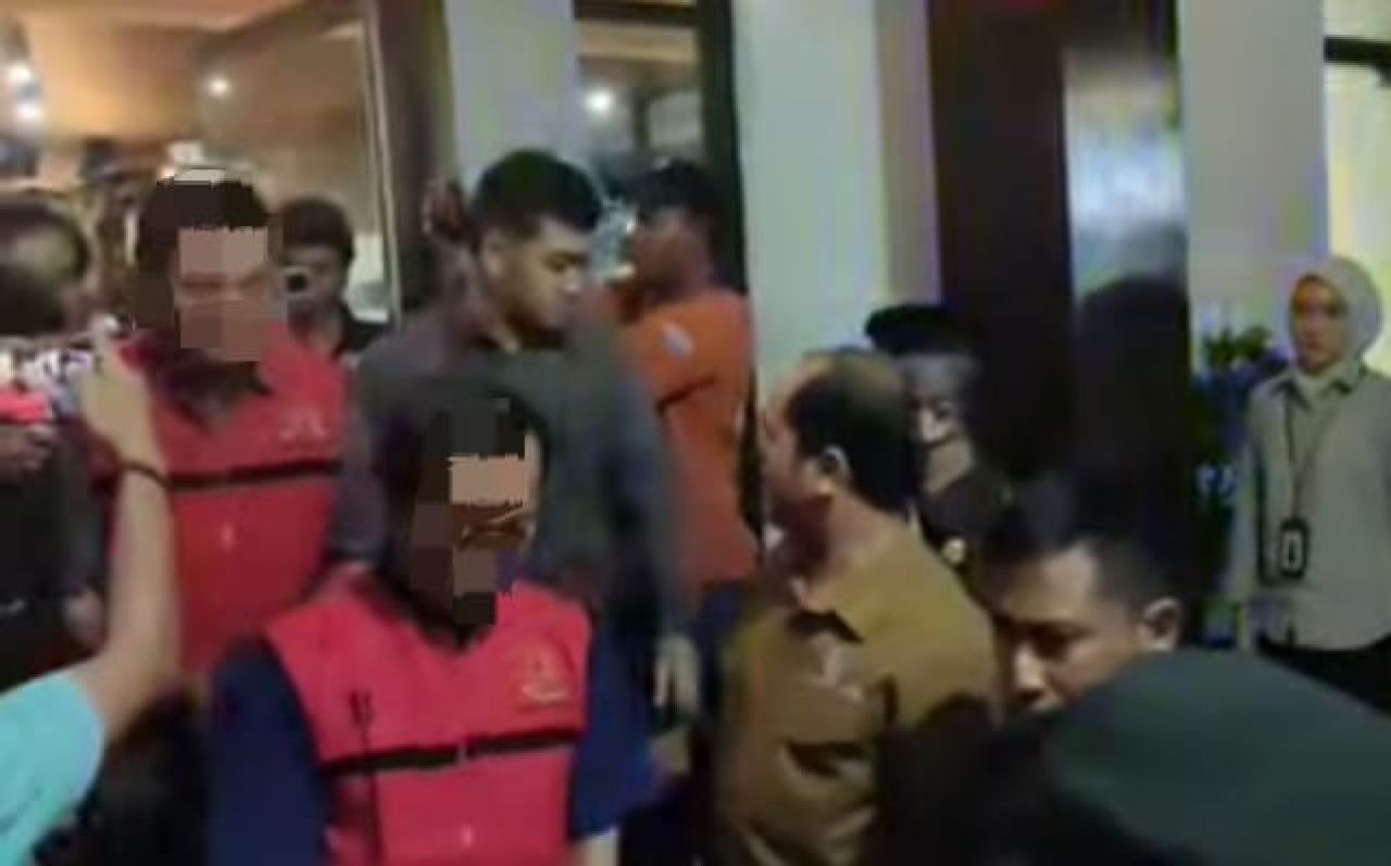 Kasus Dugaan Korupsi Gedung Setda Rugikan Negara Rp26 Miliar, Kejari Cirebon Tahan Enam Tersangka