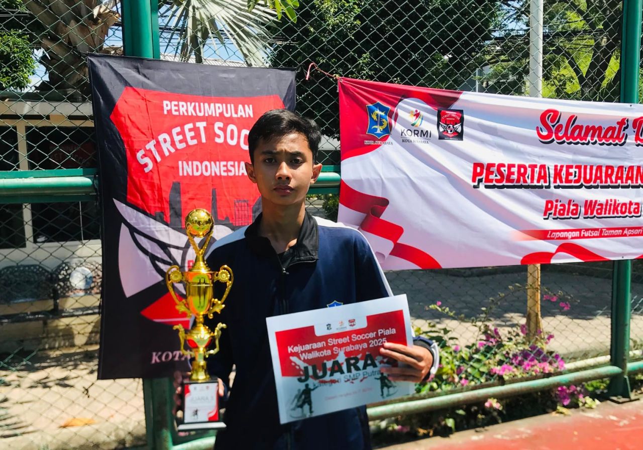 Siswa SMK MUDISA Juara 3 Turnamen Street Soccer Piala Wali Kota Surabaya 2025