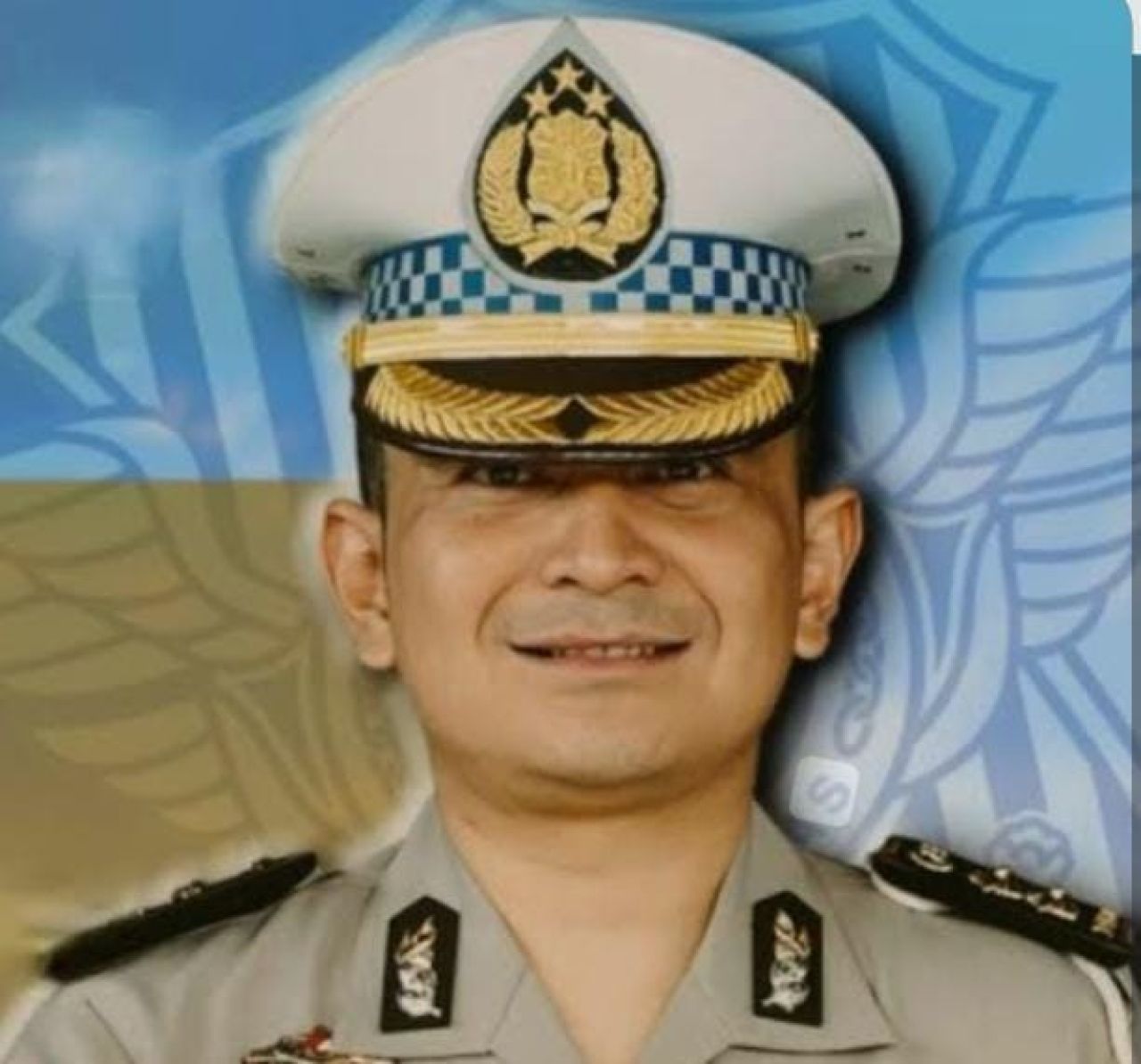 Kasat Lantas Polrestabes Surabaya Ajak Warga Tertib Berlalu Lintas di Hari Bhayangkara ke-70