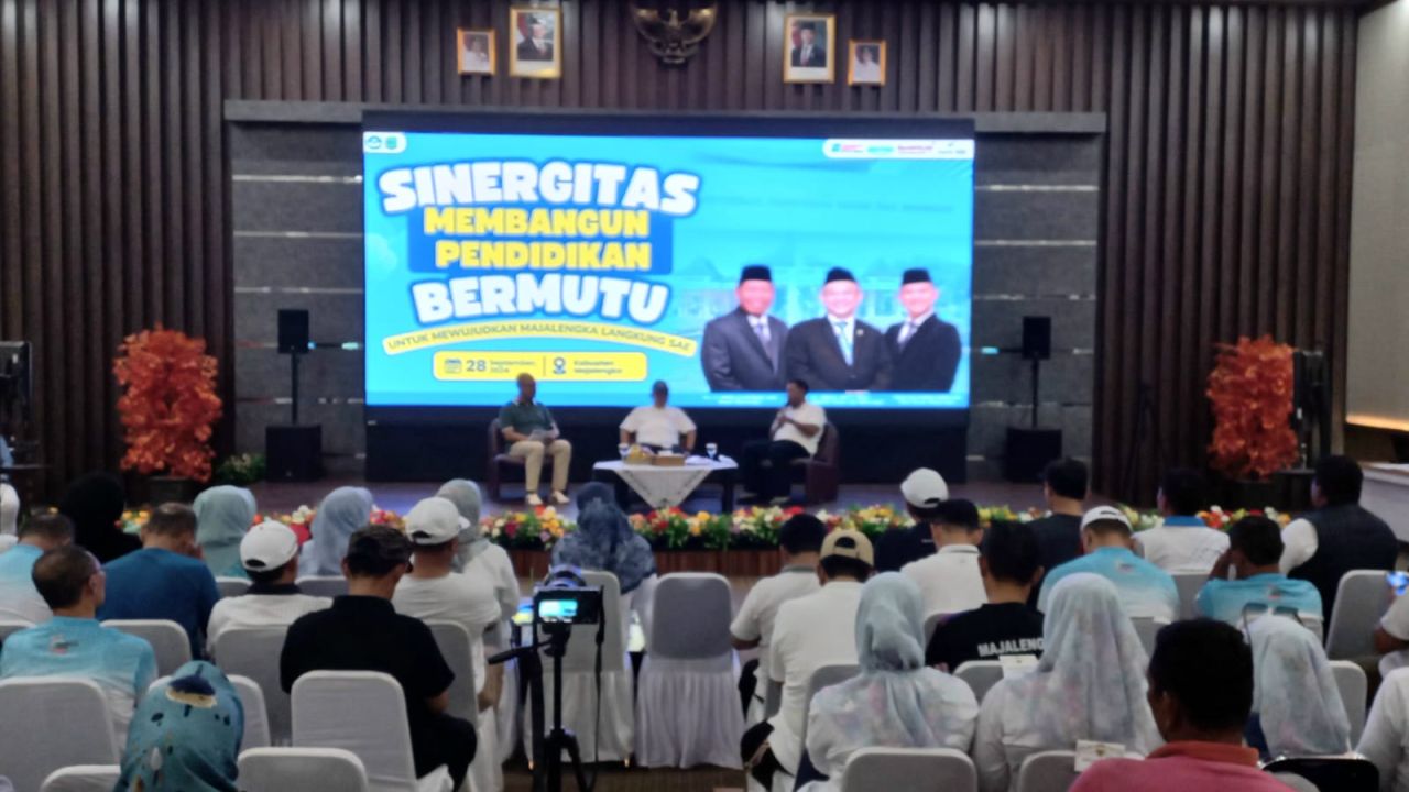 Mendikdasmen Umumkan Kenaikan Tunjangan Guru dan Anggaran Pendidikan 2025