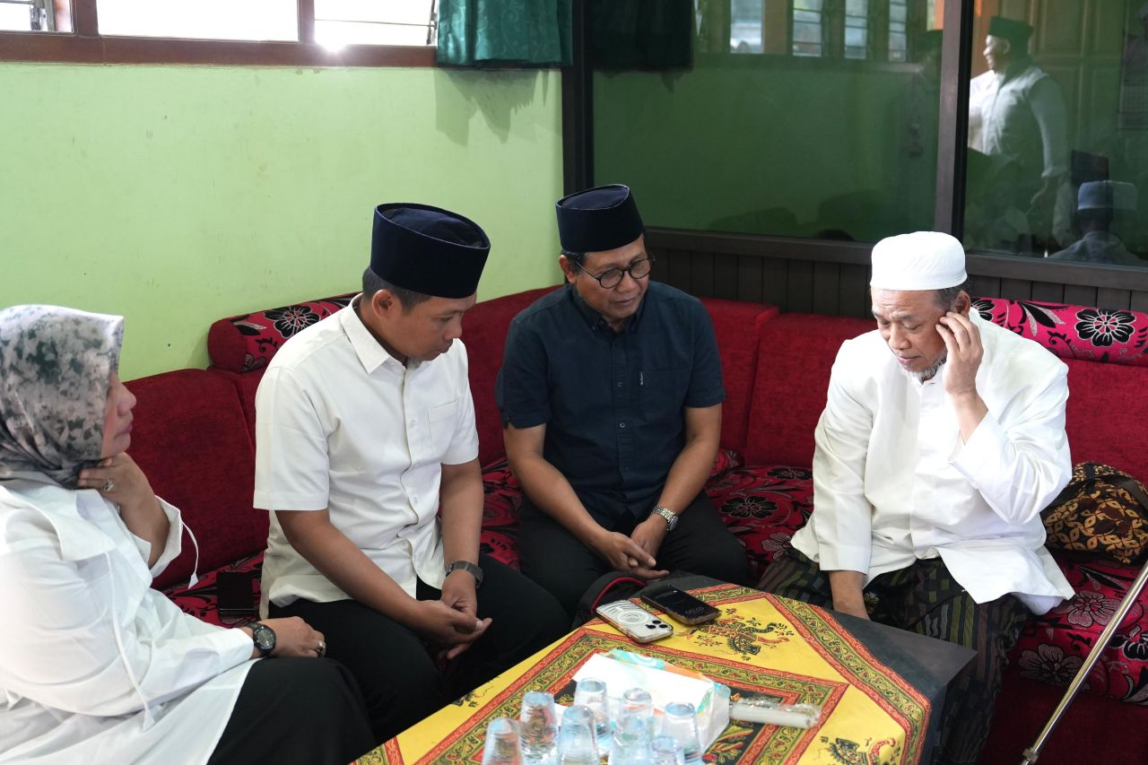 Bantuan Rp 750 Juta untuk Ponpes Al Khoziny, PKB Jatim juga Terjunkan Panji Bangsa
