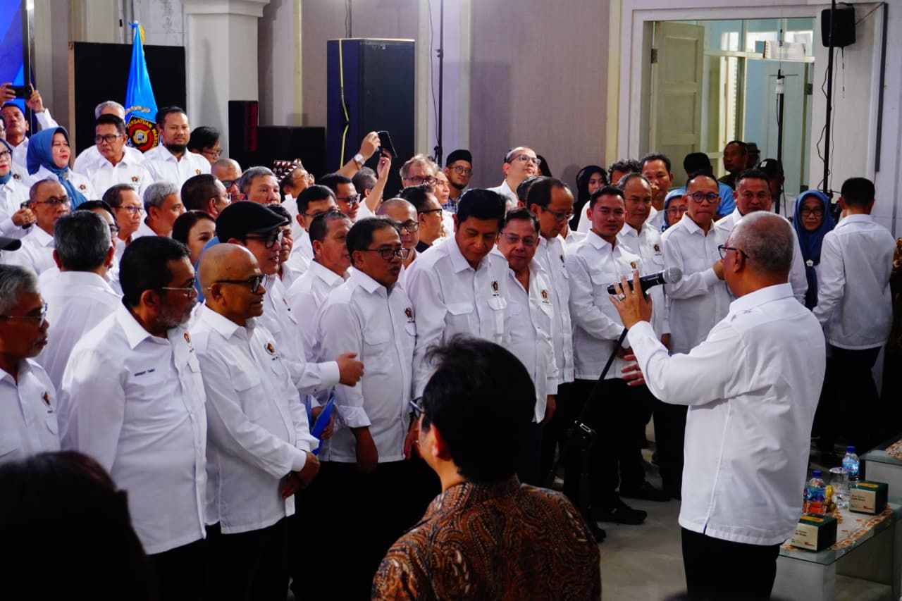 Pengurus Resmi Dikukuhkan, Ketua PWI Pusat: Persatuan Adalah Kunci