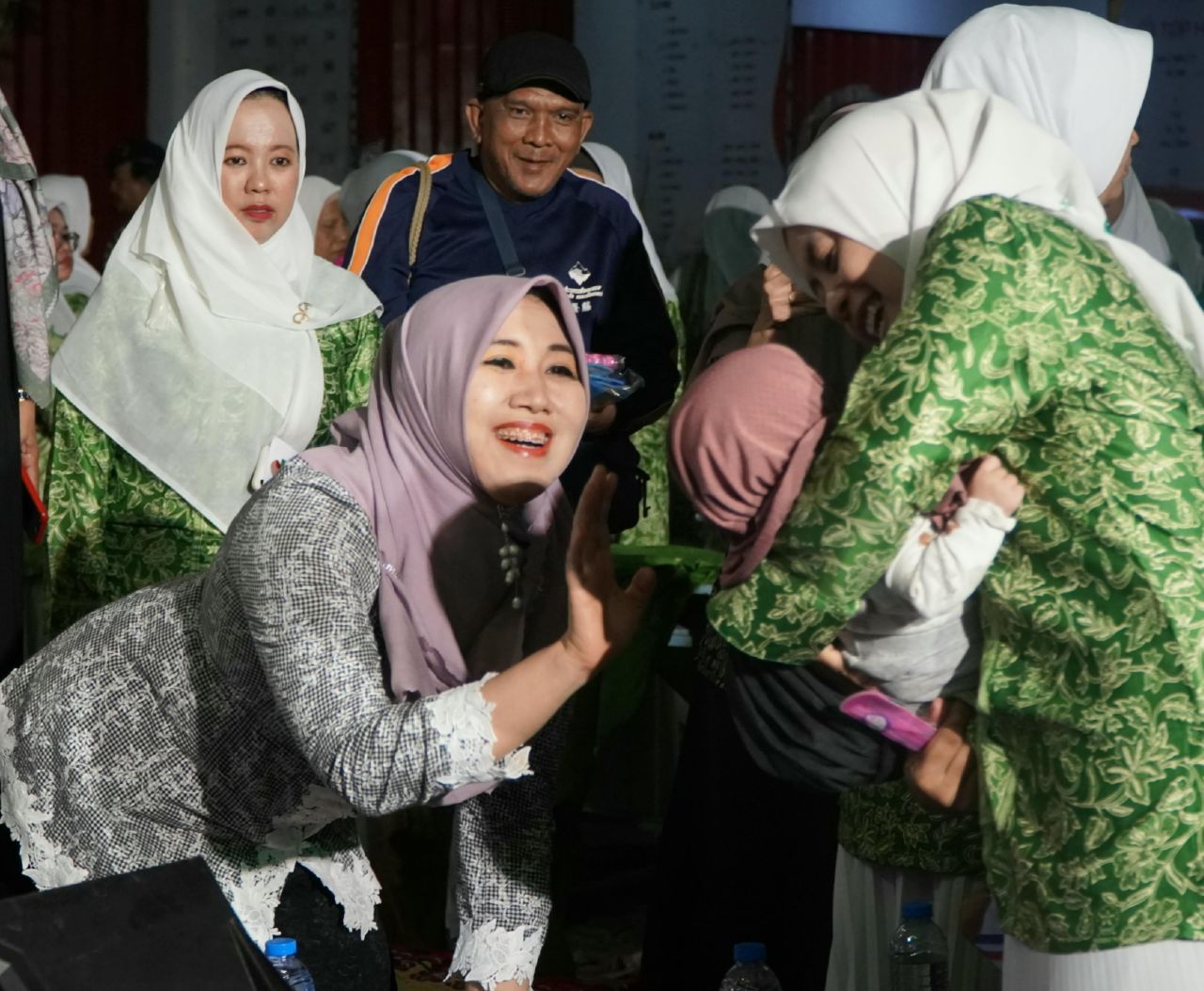 Ning Lia Ceritakan Kisah Santri Selamat dari Reruntuhan Musala Ponpes Al Khoziny