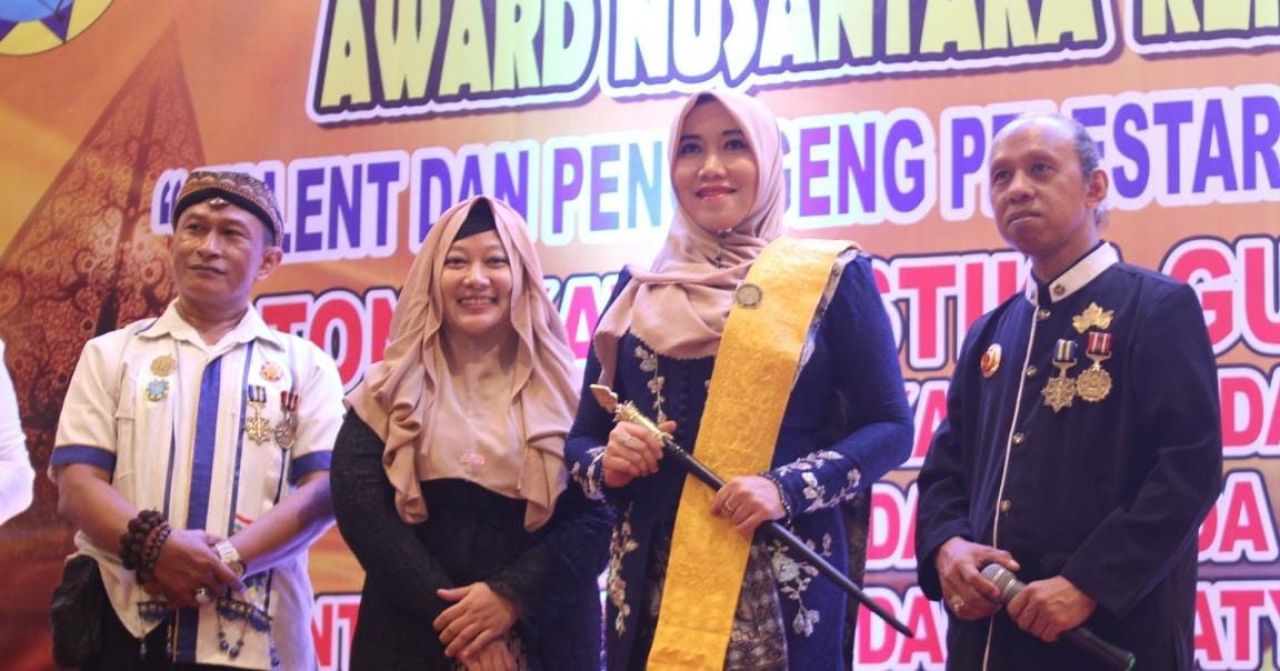 Senator Lia Raih Penghargaan Mustika Selendang Emas 2025