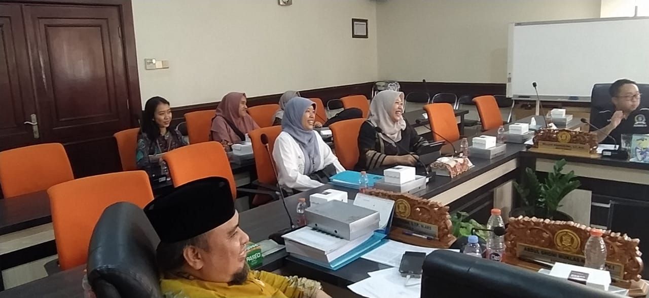 DPRD Surabaya Targetkan Pembahasan Raperda RPPLH Rampung Dua Pekan