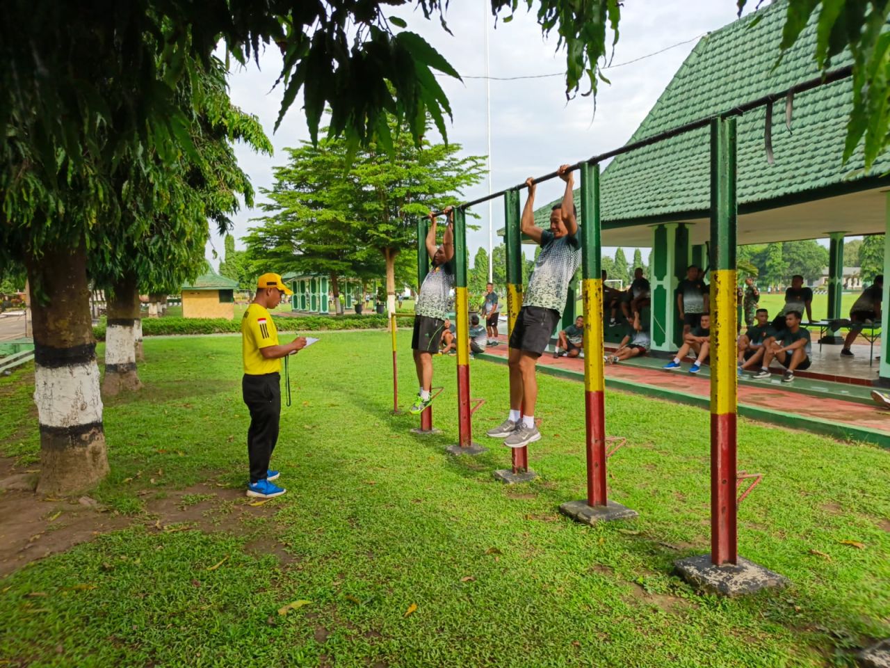 Jaga Ketahanan Fisik Prajurit Kodim 0808 Tes Kesegeran Jasmani