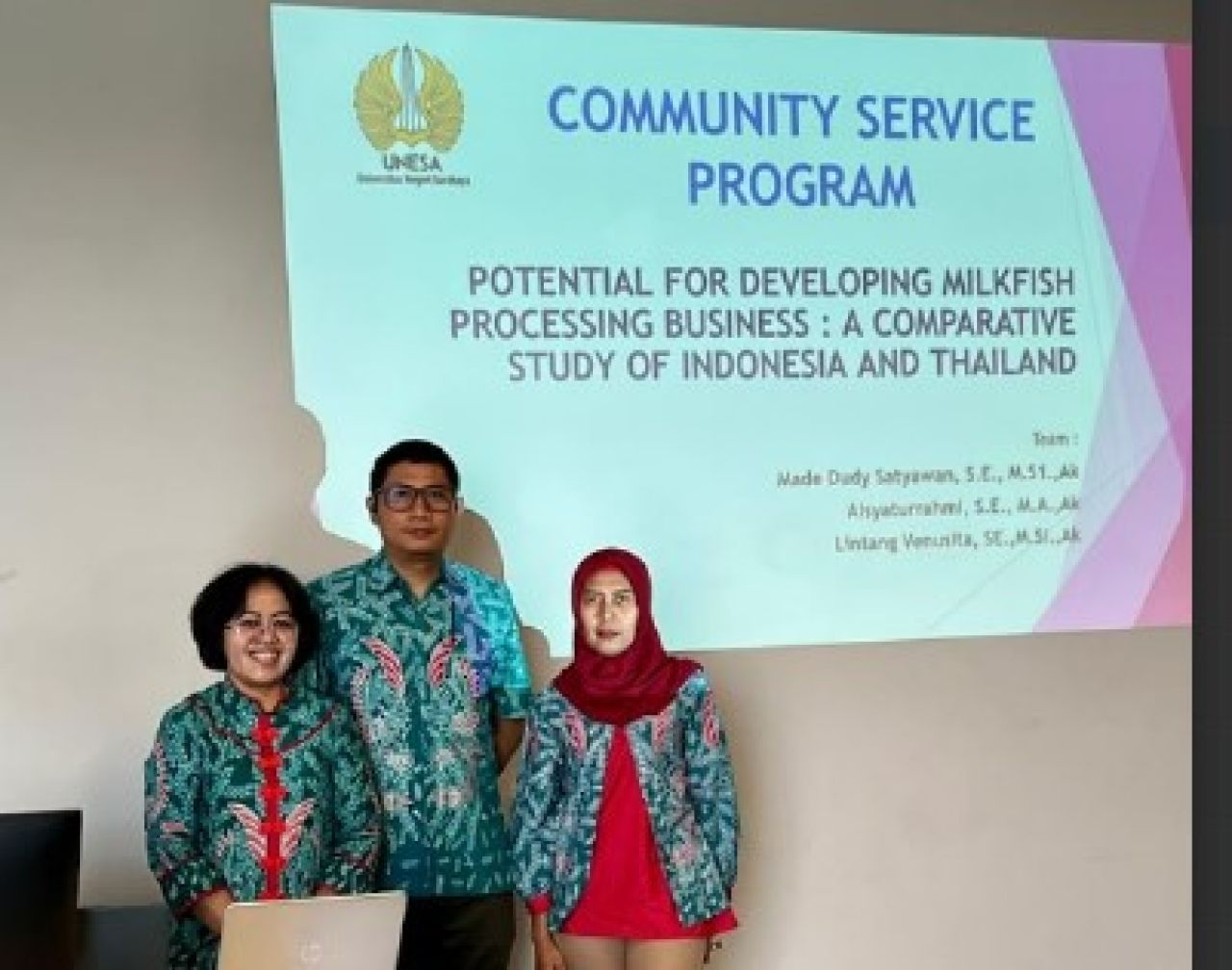 Tim Pengabdian kepada Masyarakat (PKM) Tahun 2025 dari Prodi S1 Akuntansi FEB Unesa