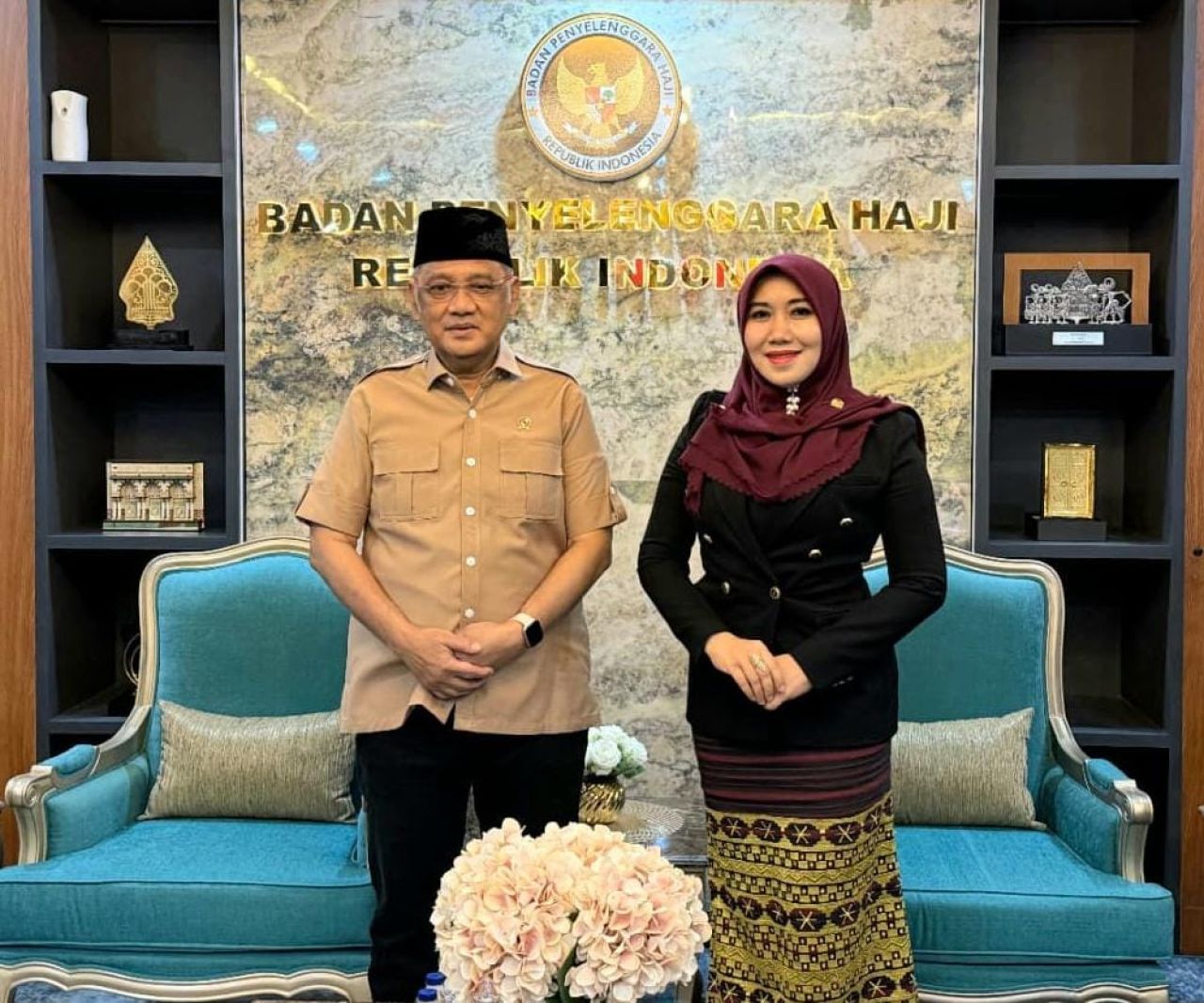 Lia Istifhama (kanan)