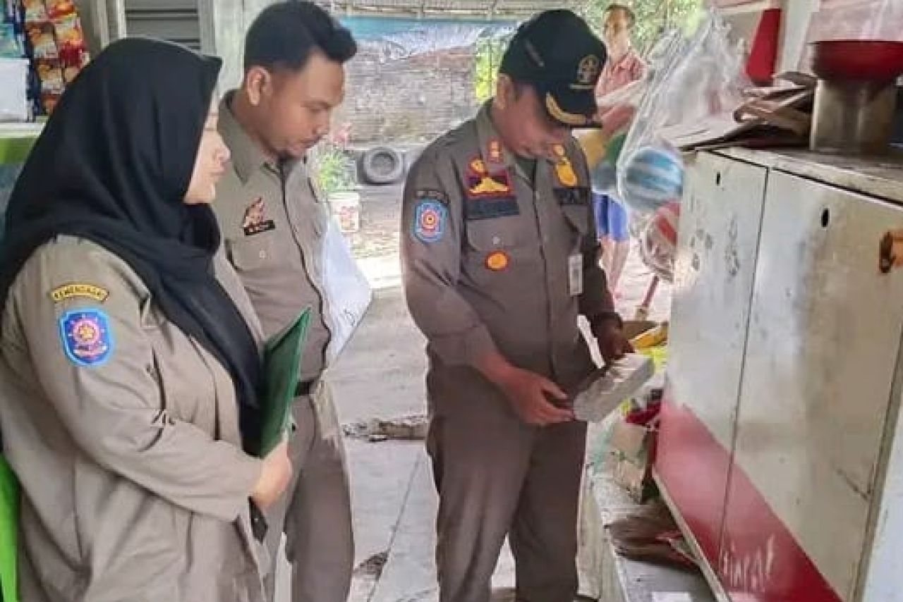 Bea cukai Tegal dan Satpol PP Pemalang razia rokok ilegal