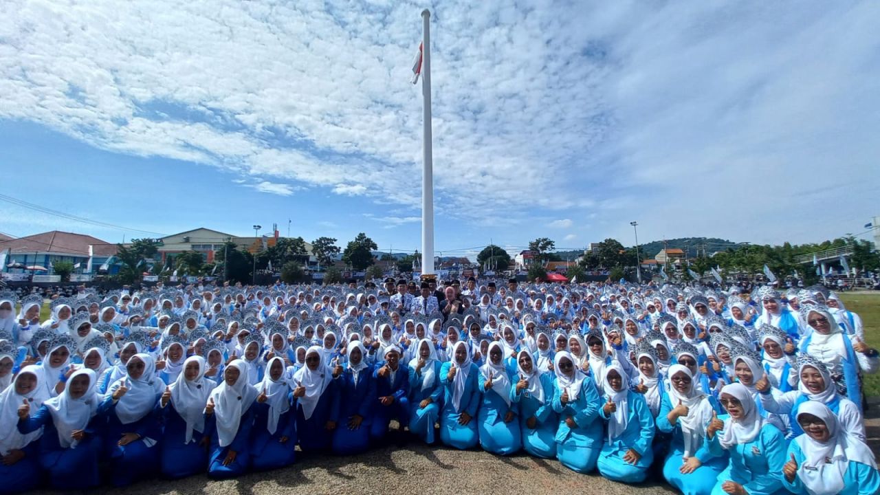 Pemkab Majalengka bersama sejumlah usai upacara
