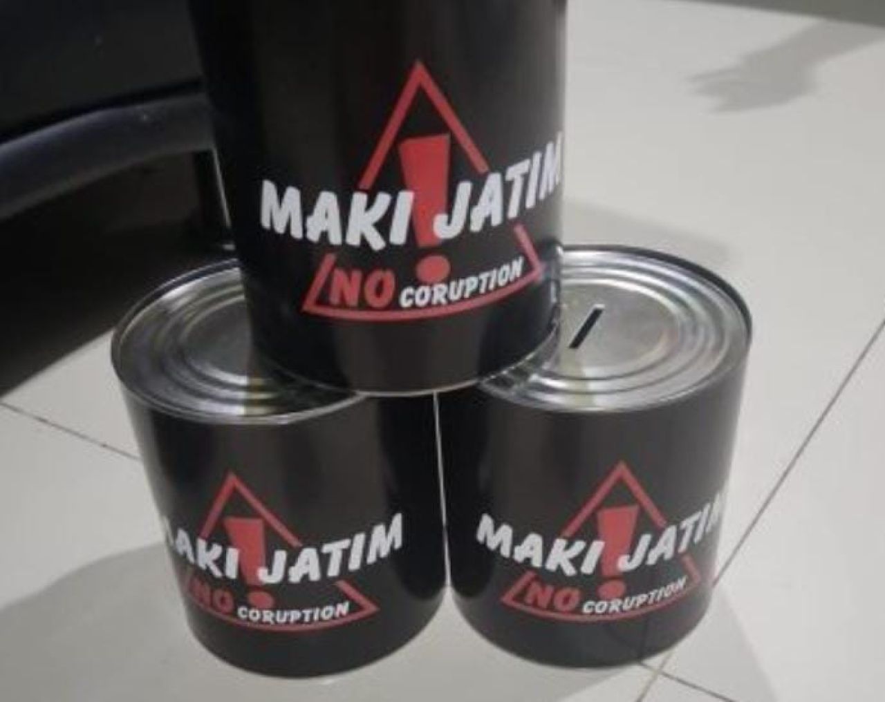 Celengan antikorupsi MAKI Jatim