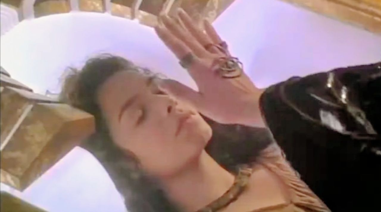 Film Stargate (1994), tangkapan layar