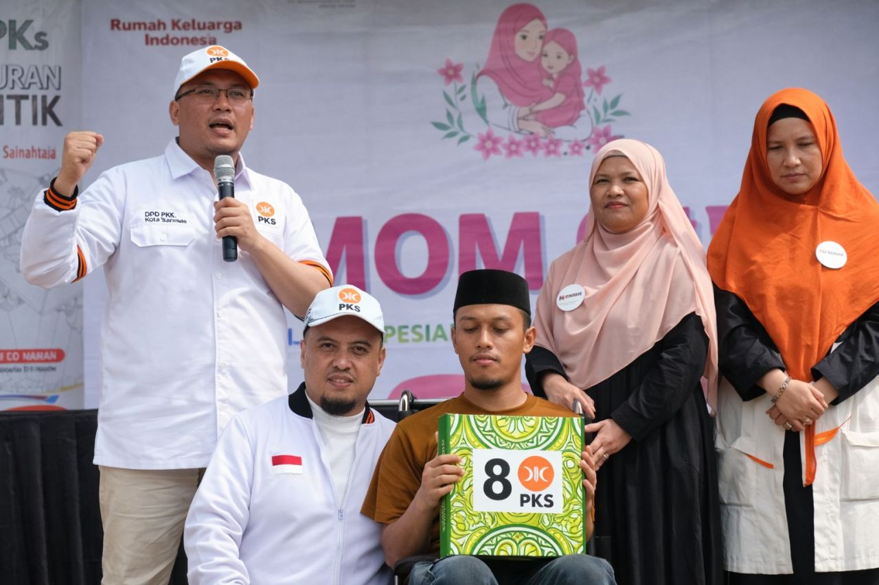 PKS Surabaya Perkuat Kepedulian Sosial Lewat Gerakan Sayangi Rentan dan Disabilitas ‎