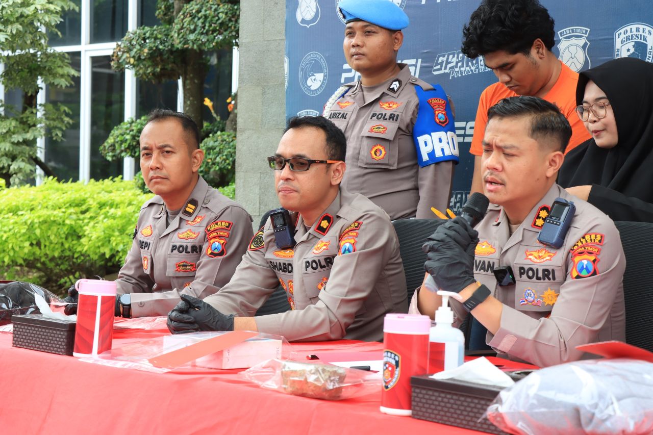 Polres Gresik saat konferensi terkuat aksi kekerasan gangster