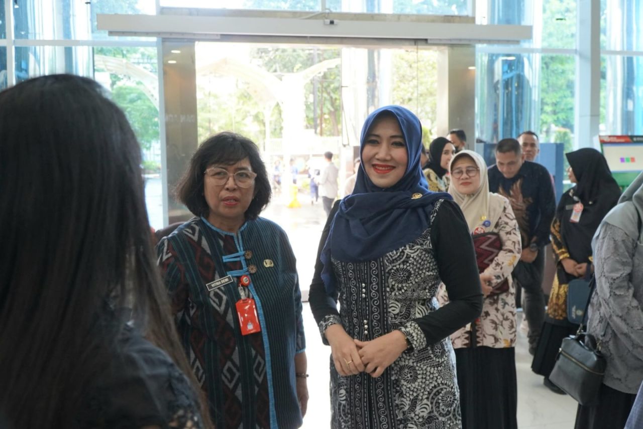 Senator Lia Apresiasi Transformasi RS Menur Surabaya