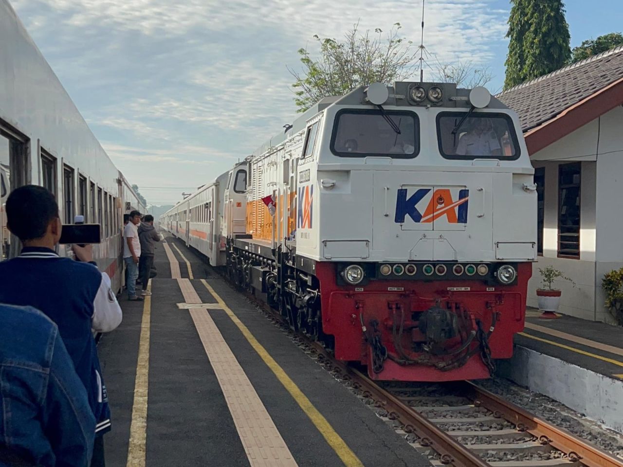 Commuter Line Supas Direncanakan Tembus Probolinggo, Okupansi Diproyeksi Meningkat