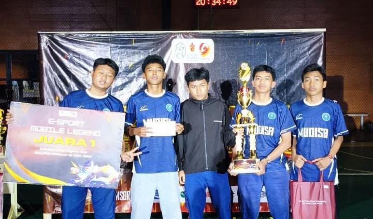 SMK Mudisa Juara 1 Mobile Legends