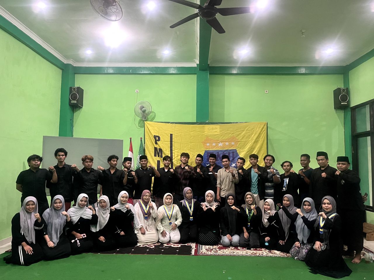 Ramadan Penuh Kebersamaan, PMII Indonesia Raya Unipra Pererat Silaturahmi dengan Alumni ‎