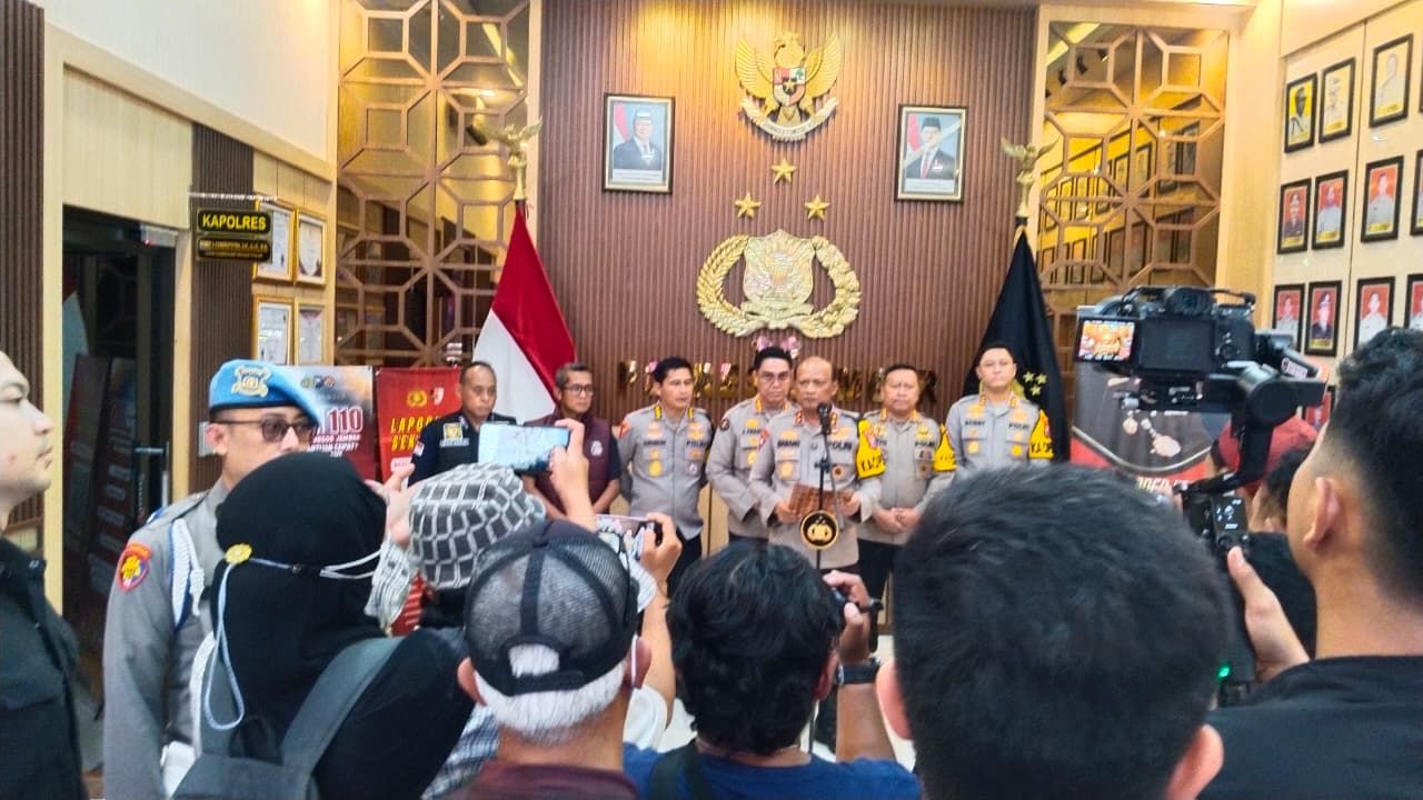 Polda Jatim Pastikan Situasi Terkendali Tak Ada Korban Jiwa pasca Ledakan di Masjid Jember