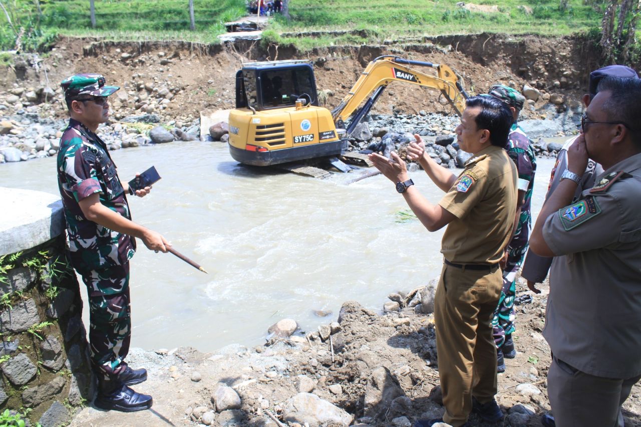 Groundbreaking Jembatan Garuda TNI di Lemahsugih, Akses Warga Segera Dipulihkan