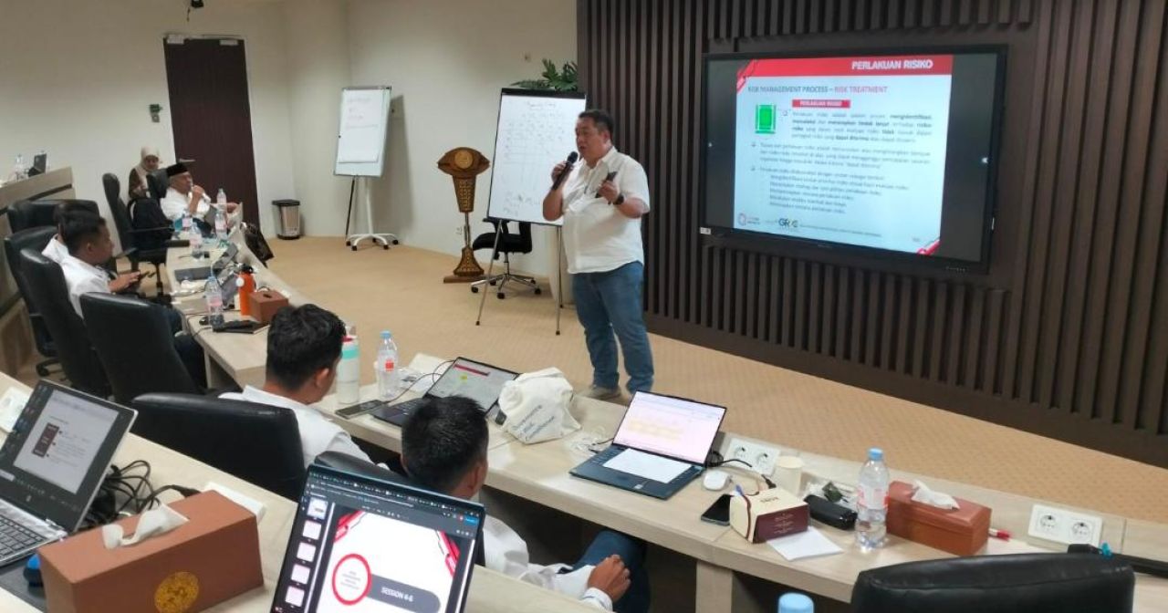 Pelatihan dan Sertifikasi GRC bagi Tim Manajemen TPS