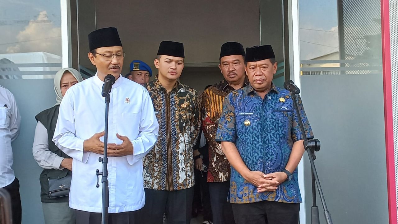 Mensos Apresiasi Inovasi Pemkab Majalengka: Penyaluran Bansos Tepat Sasaran dengan Penempelan Stiker