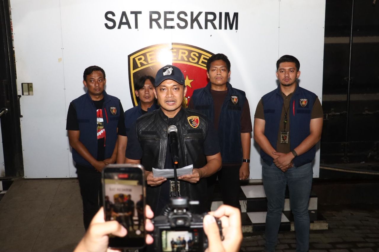 Polres Tanjungerak Hadiahi Timah Panas Pelaku Jambret yang Sasar Wisatawan di Surabaya