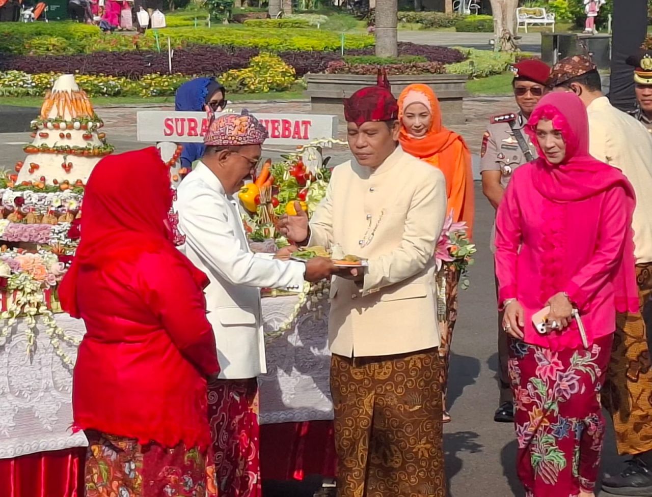 Masuki Usia 733 Tahun, DPRD Surabaya Dorong Pembangunan yang Humanis dan Inklusif