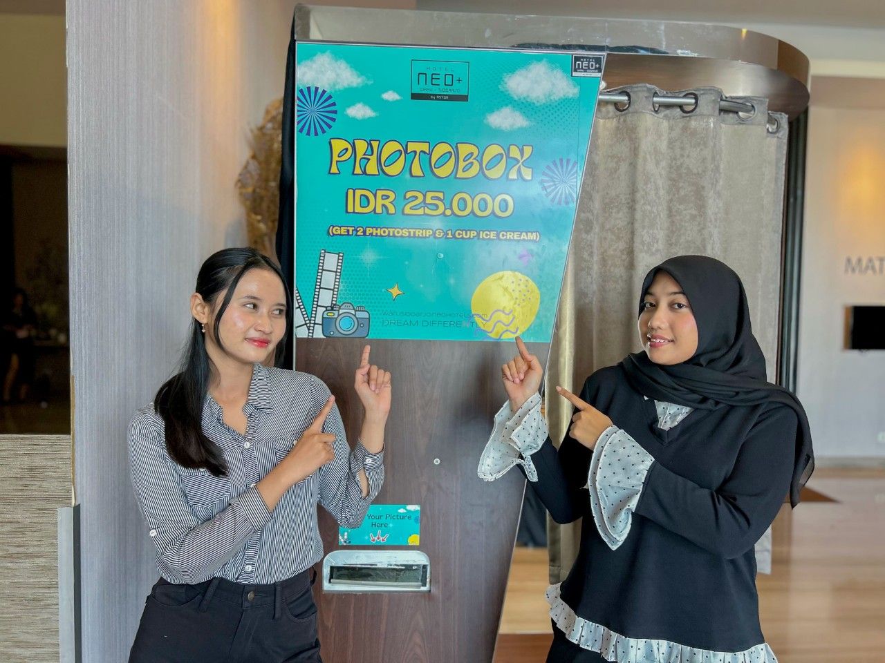 Photobox Aesthetic Hadir di Hotel Neo+ Waru Sidoarjo, Foto Cetak Langsung Jadi