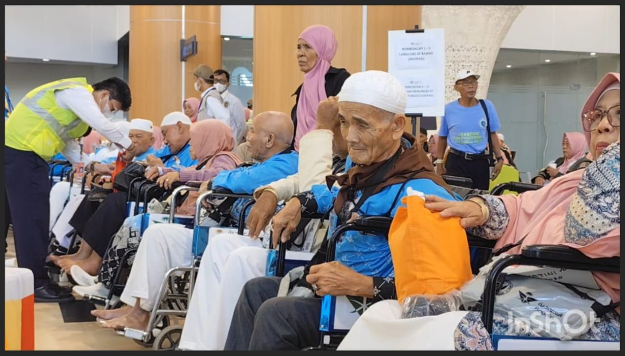 Kedatangan jemaah haji Kloter 1 Embarkasi Kertajati