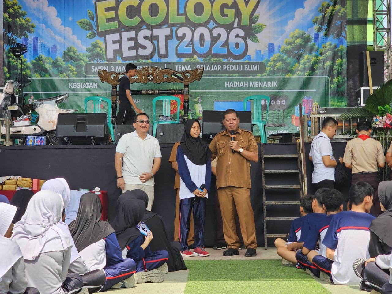 Eman Suherman saat menghadiri acara Ecology Fest 2026 di SMPN 3 Majalengka