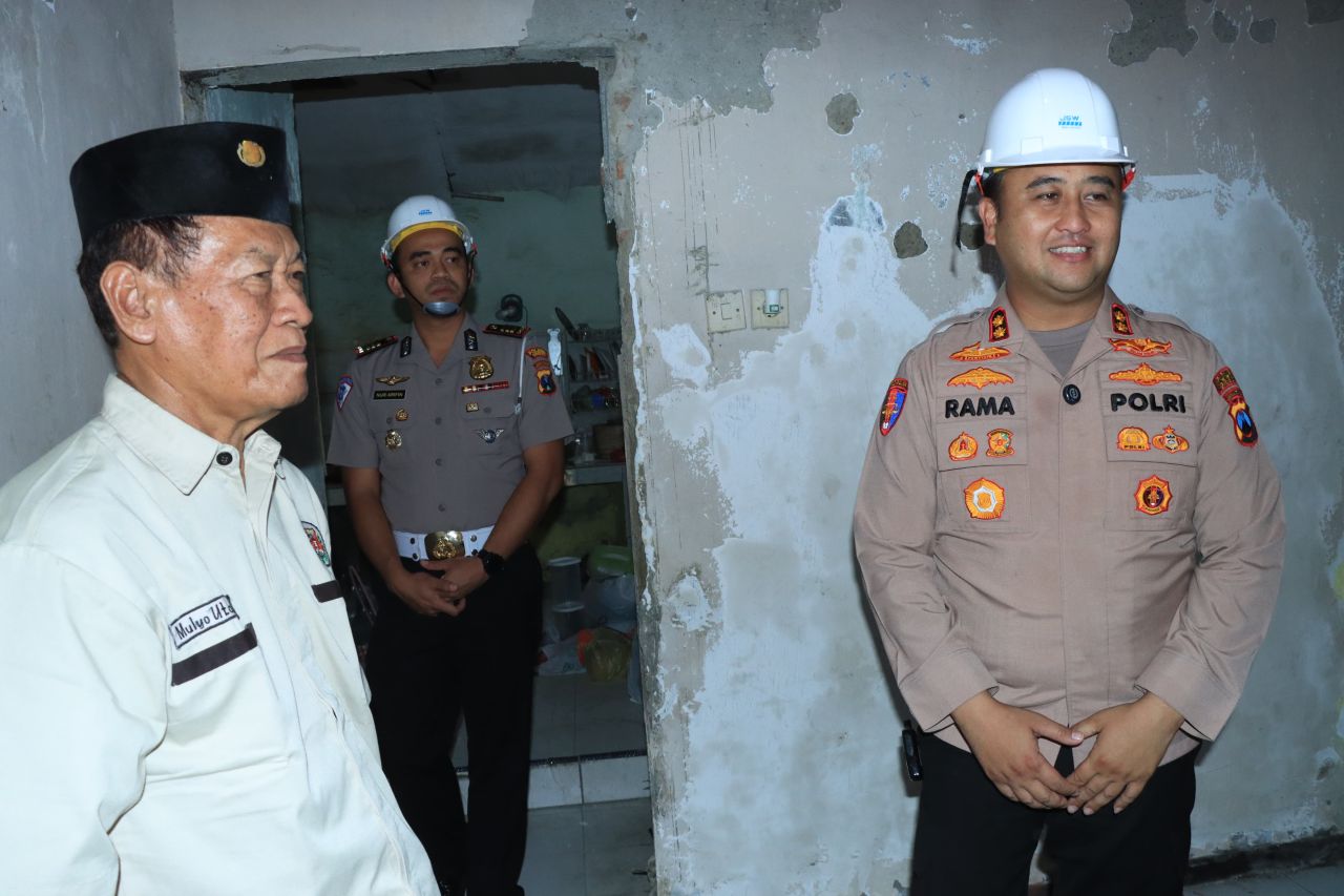 Bedah rumah purnawirawan Polri