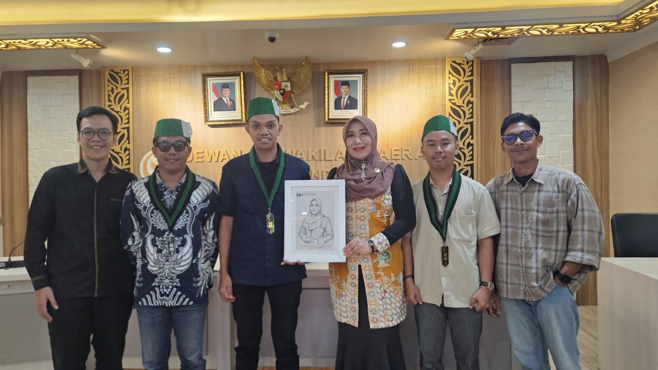 Ning Lia bersama Pengurus Besar HMI