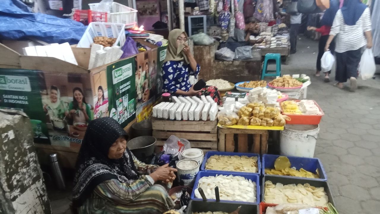 Omzet Pedagang Pasar di Pemalang Anjlok Dihantam Musim PPDB dan Bulan Suro