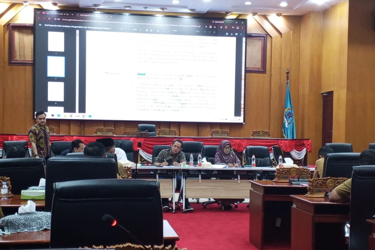 Pansus Raperda Banjir Surabaya Target Rampung 18 Agustus, Satgas hingga Sarpras Jadi Sorotan