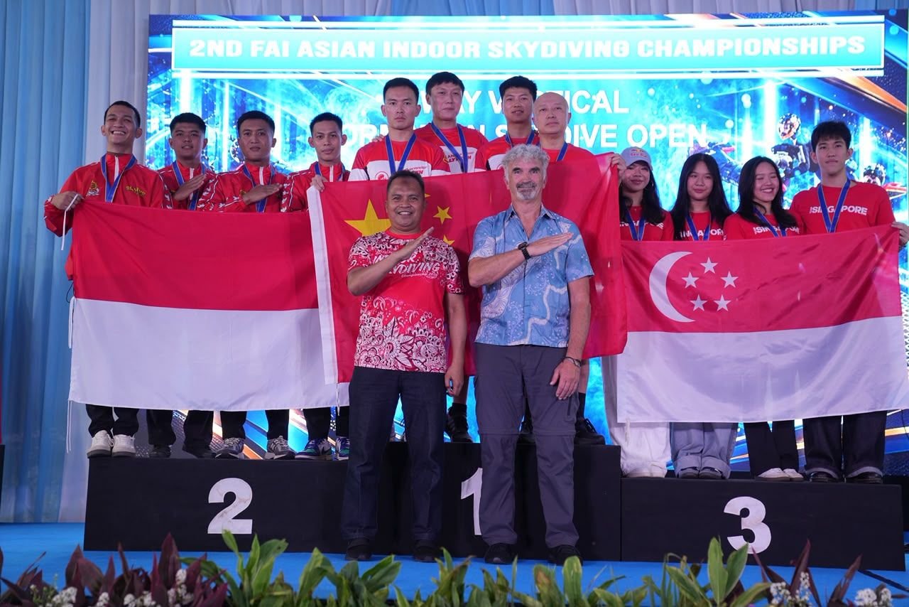 Tim Terjun Payung Polri