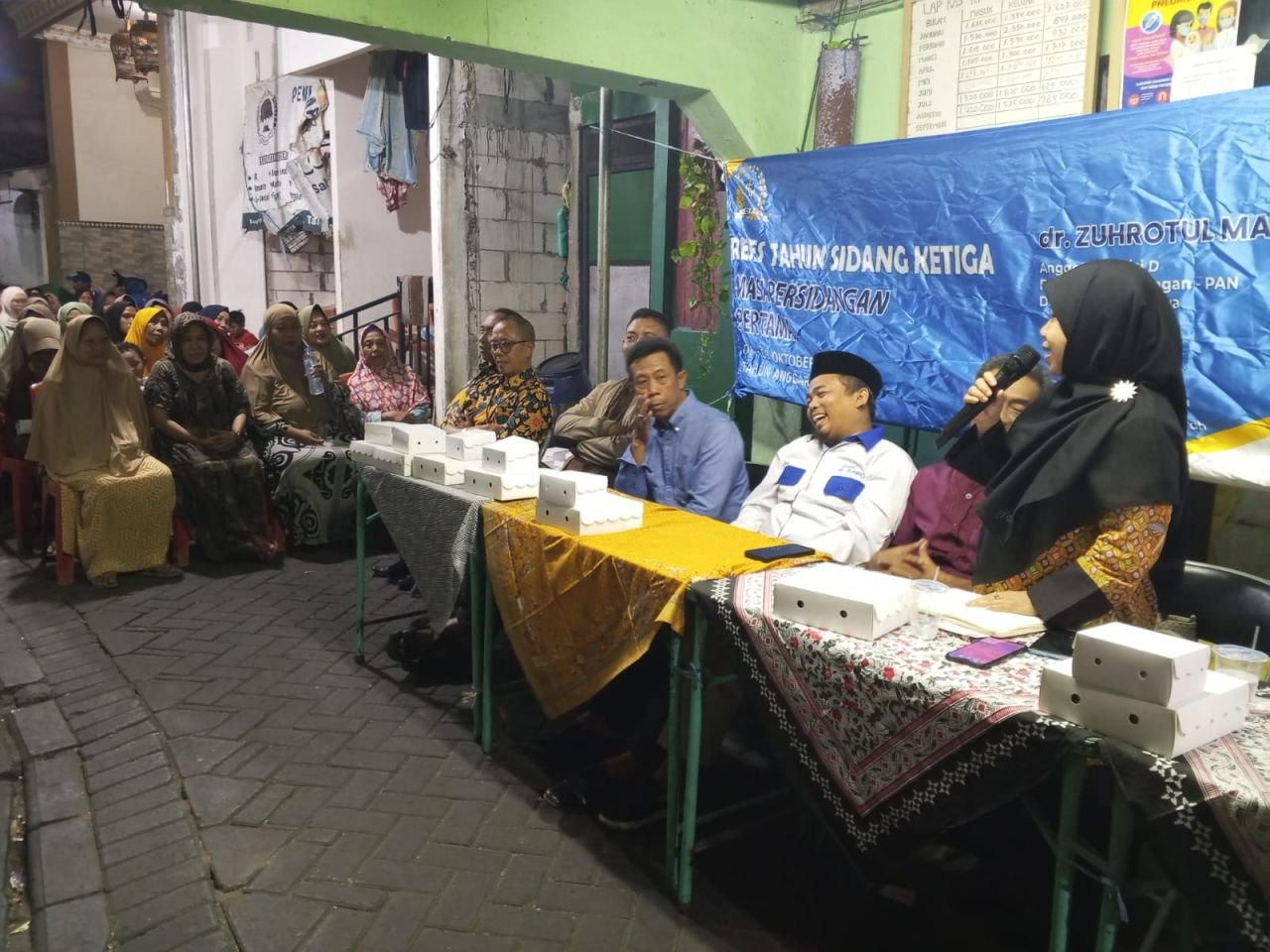 Reses Zuhrotul Mar’ah di Tambak Asri, Warga Keluhkan Data Desil Tak Sesuai Kondisi Riil