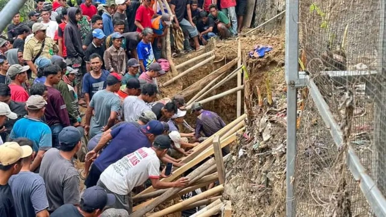 Lokasi longsor di Watukumpul
